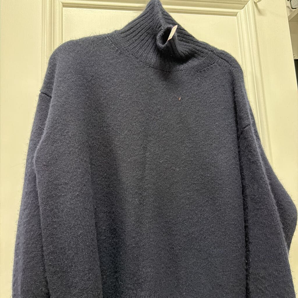 Navy Cashmere Turtleneck Sweater
