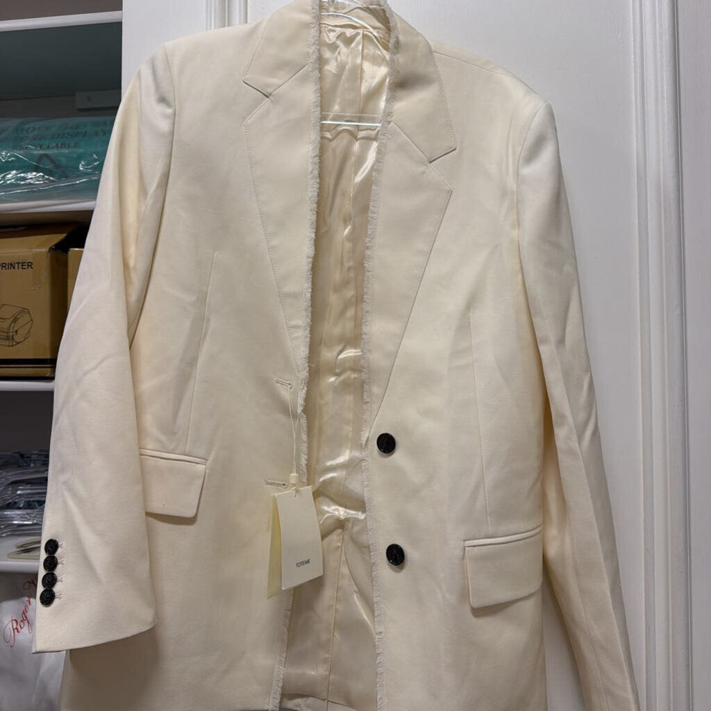 Cream Wool Raw Lapel Jacket (NWT 1200)