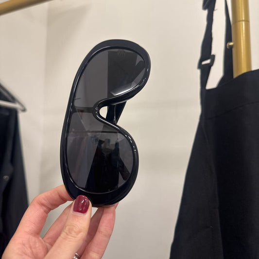 Black Oversized Sunglasses w/ Case